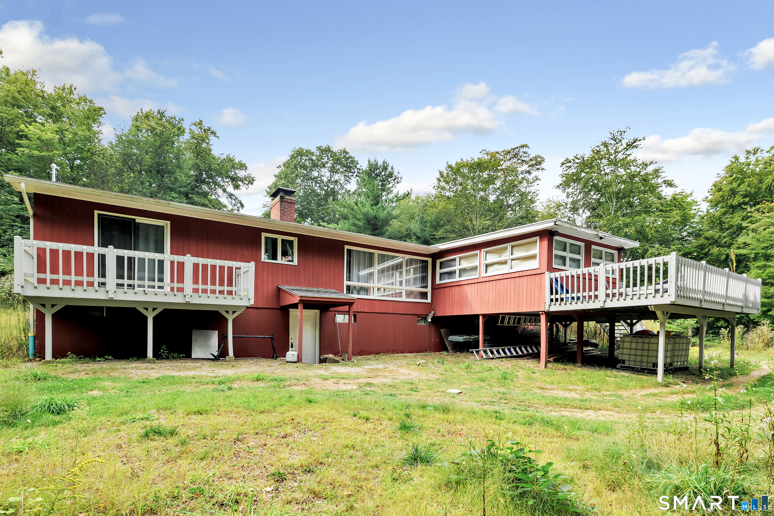 75 Crestwood Road Bethany, CT 06524 - Photo 8 of 38 Gallery Image 8
