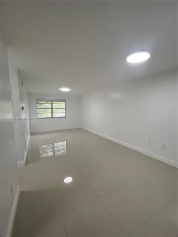 $1,730 | 17255 Southwest 95th Avenue, Unit 451, Palmetto Bay, FL 33157