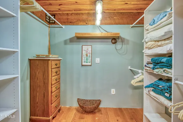 $394,900 | 4195 Walker Mountain Road, Bristol, VA 24202