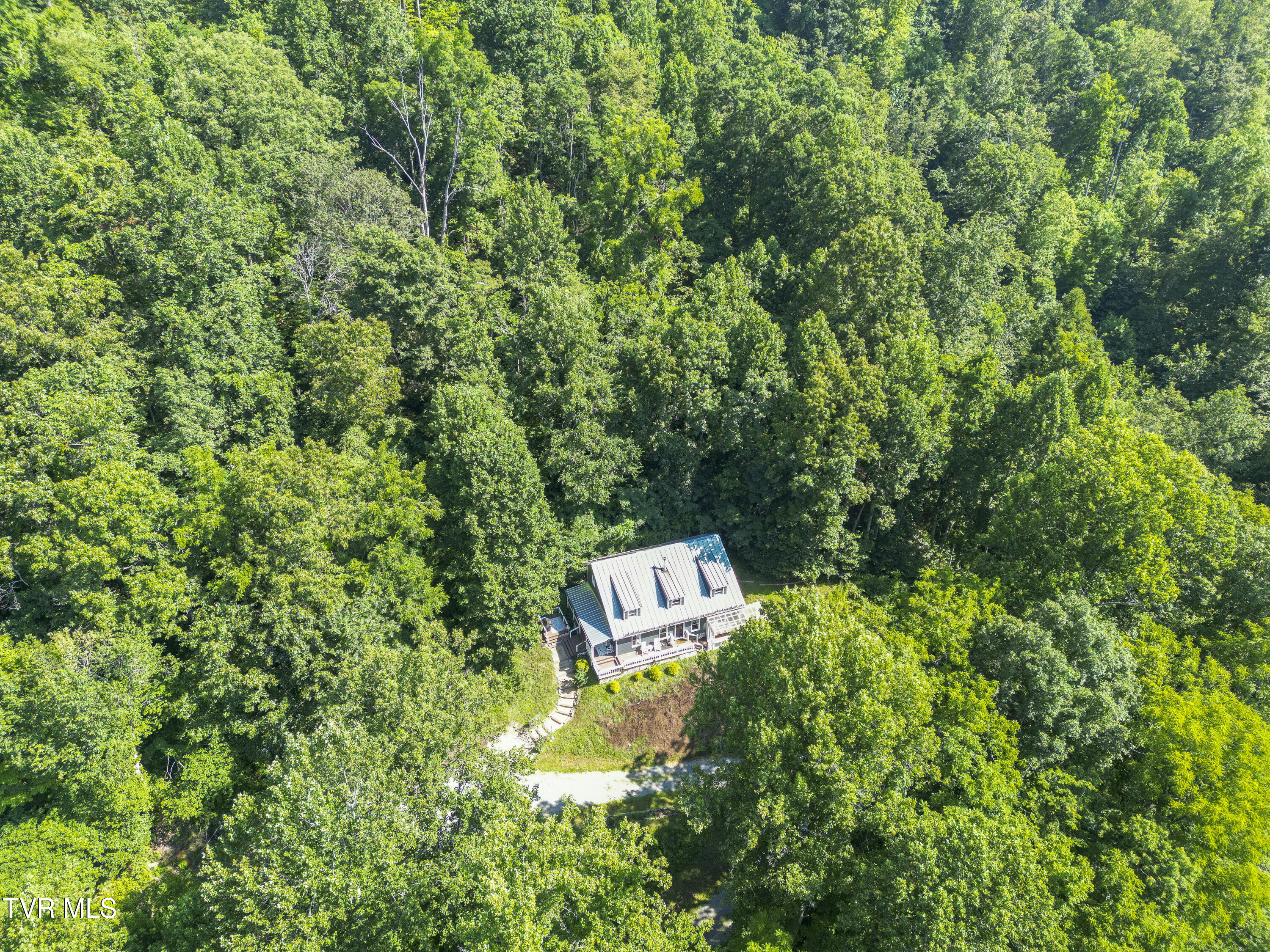 4195 Walker Mountain Road Bristol, VA 24202 - Photo 3 of 33 4195-Walker-Mountain-Rd-Bristol-VA Matt-