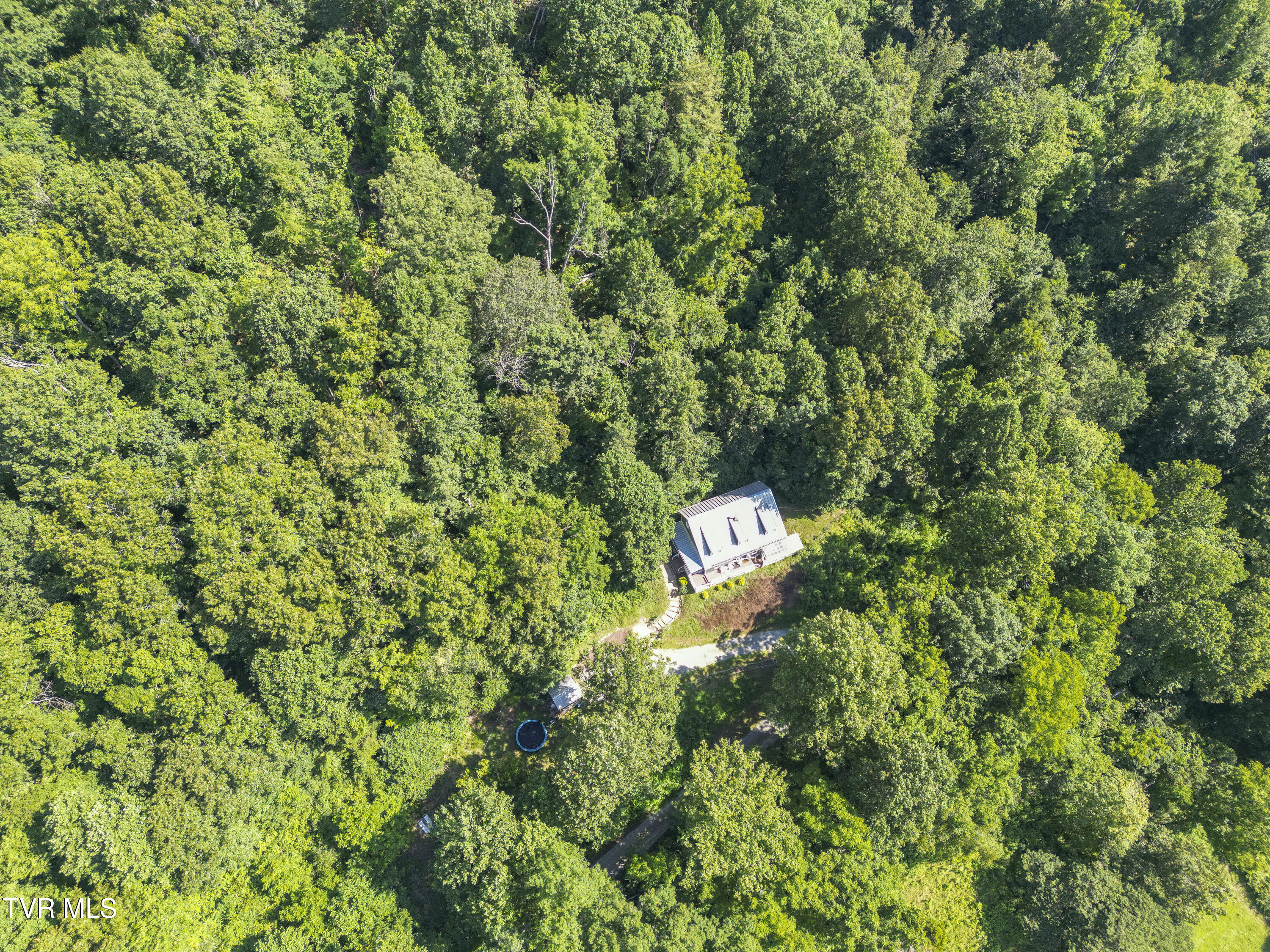 4195 Walker Mountain Road Bristol, VA 24202 - Photo 4 of 33 4195-Walker-Mountain-Rd-Bristol-VA Matt-