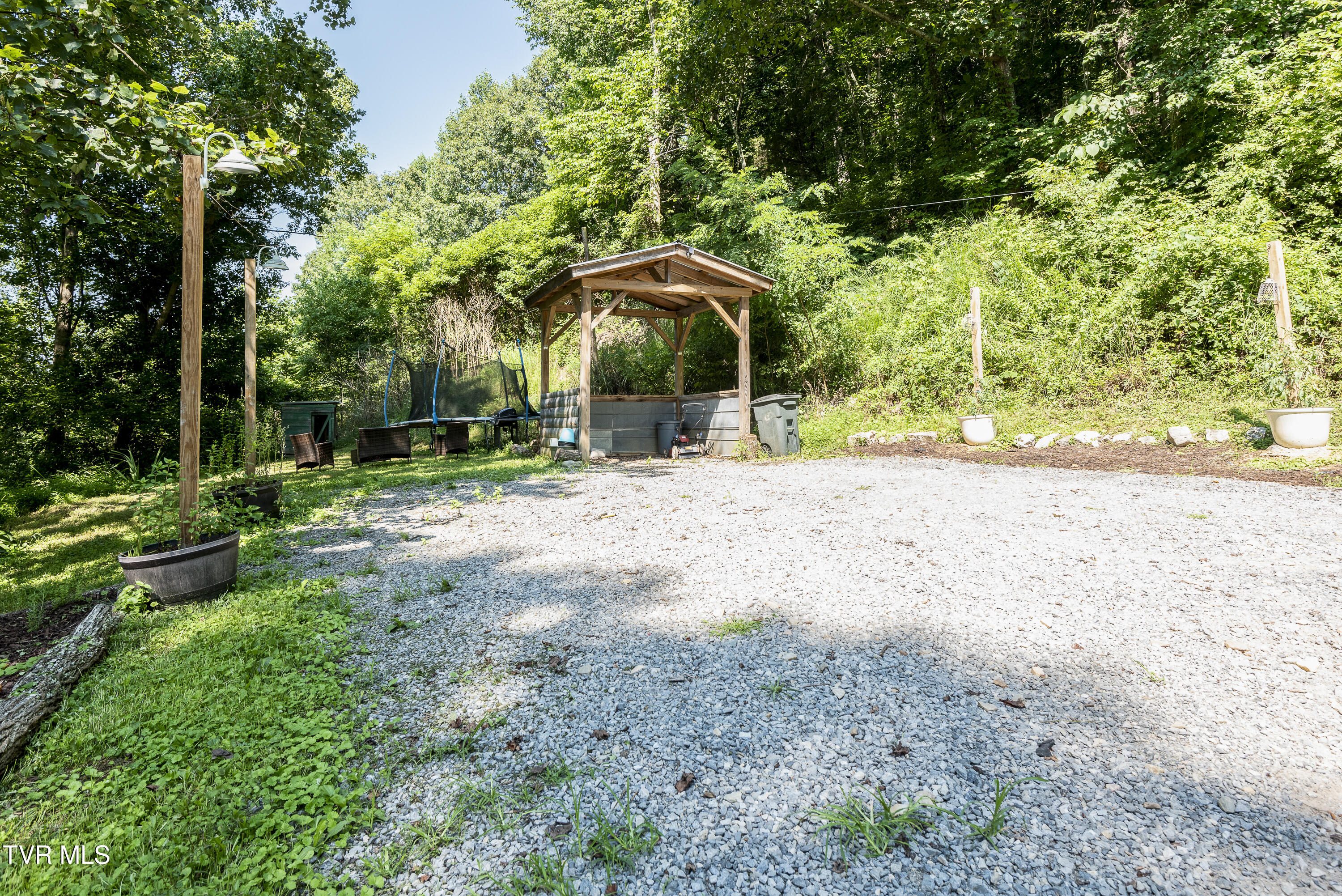 4195 Walker Mountain Road Bristol, VA 24202 - Photo 5 of 33 4195-Walker-Mountain-Rd-Bristol-VA Matt-