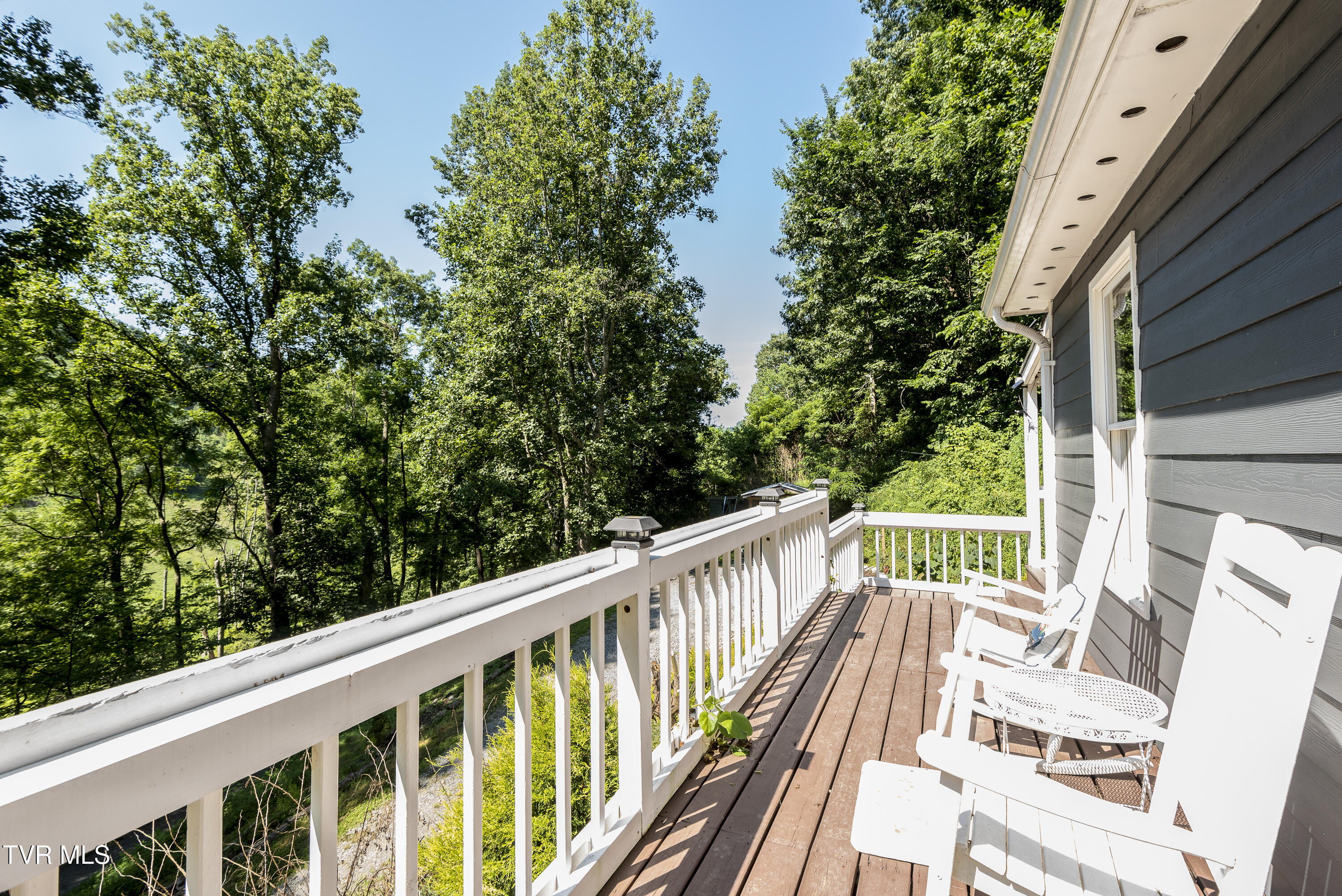 4195 Walker Mountain Road Bristol, VA 24202 - Photo 8 of 33 4195-Walker-Mountain-Rd-Bristol-VA Matt-