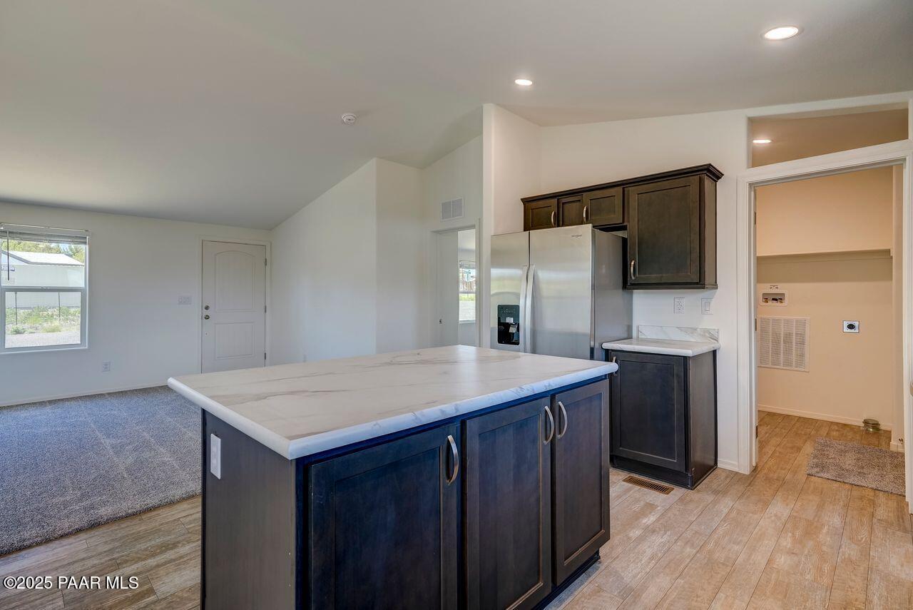 20809 East Antelope Road Mayer, AZ 86333 - Photo 7 of 24 20809 E Antelope Road - Photo - Kitchen
