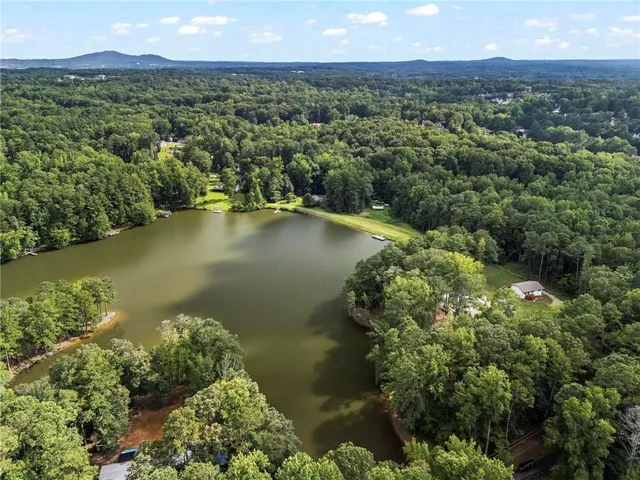 $1,175,000 | 1673 Clearview Drive Northwest, Acworth, GA 30102