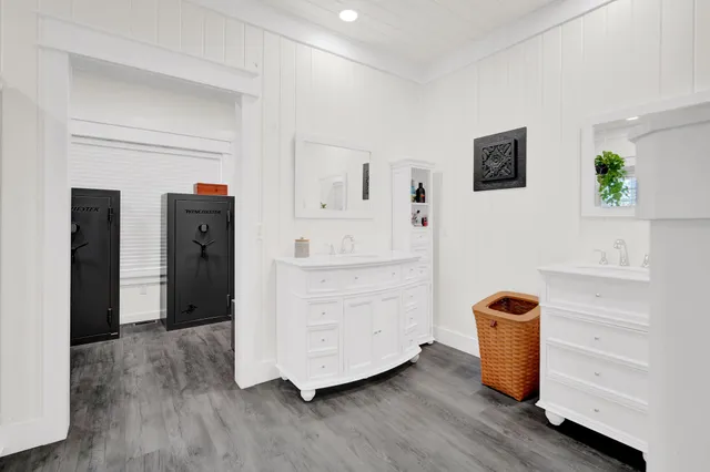 $750,000 | 115 Steves Place, Crestview, FL 32536