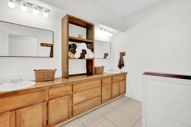 $750,000 | 115 Steves Place, Crestview, FL 32536