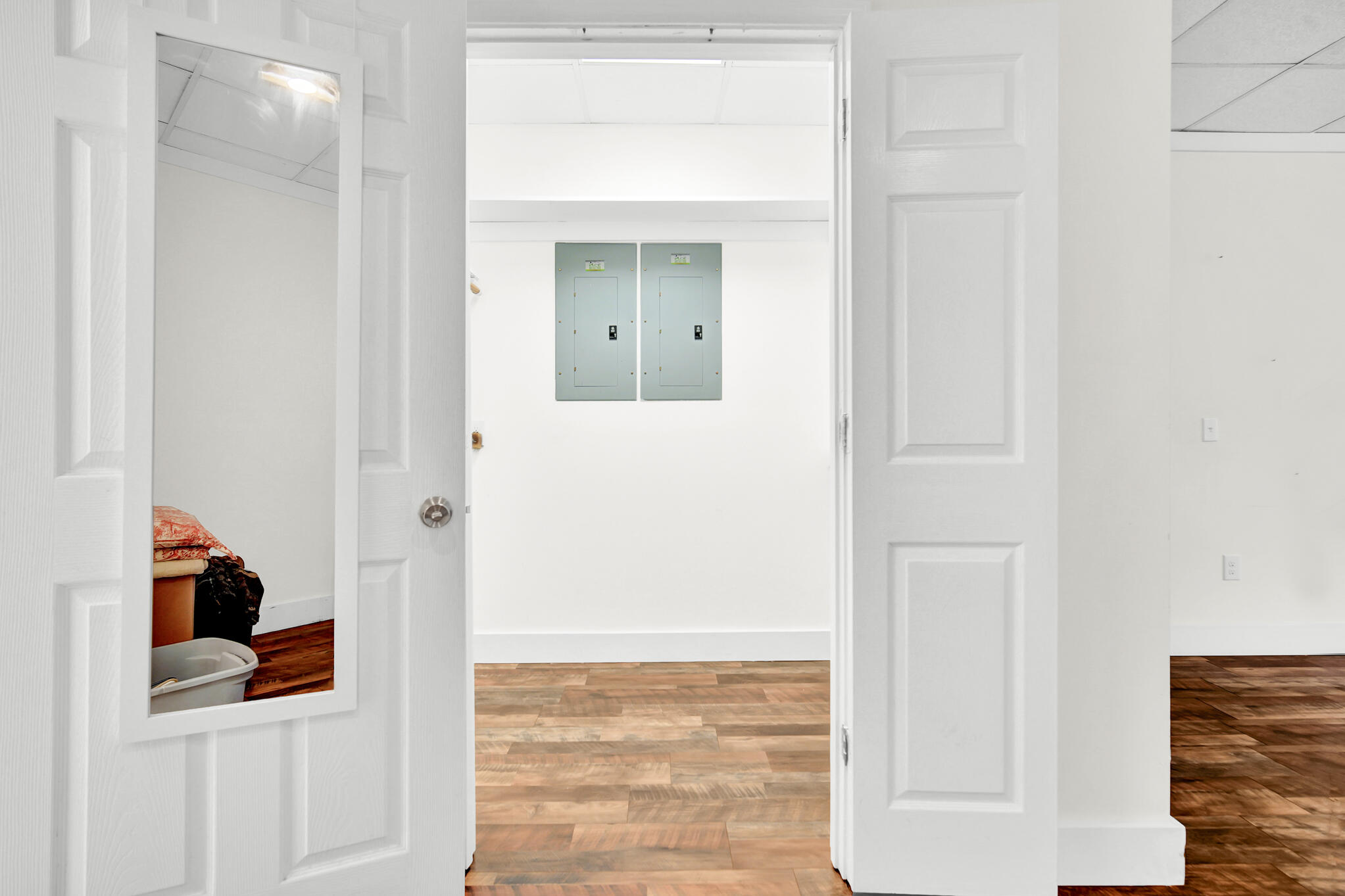 115 Steves Place Crestview, FL 32536 - Photo 40 of 66 a view of a bedroom from a hallway