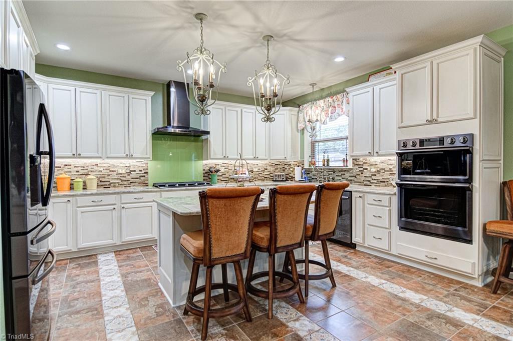 1807 Sandy Ridge Road Colfax, NC 27235 - Photo 9 of 50 Gallery Image 9