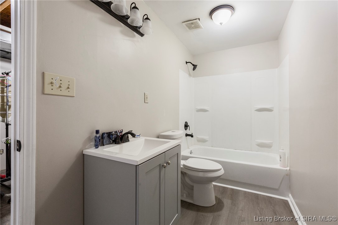 1209 Raspberry Way Jeffersonville, IN 47130 - Photo 16 of 50 Gallery Image 16