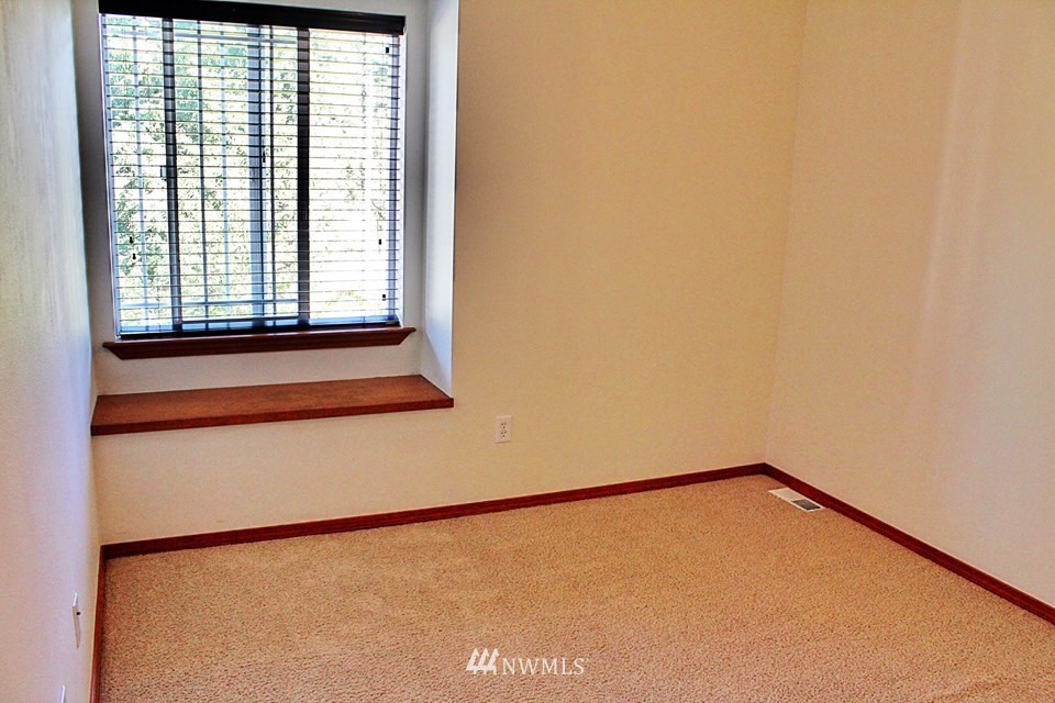 18216 2nd Place West, Unit A Bothell, WA 98012 - Photo 8 of 14 Gallery Image 8