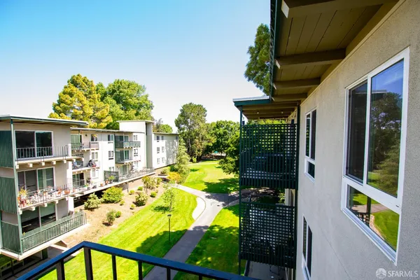 $2,850 | 816 North Delaware Street, Unit 402, San Mateo, CA 94401