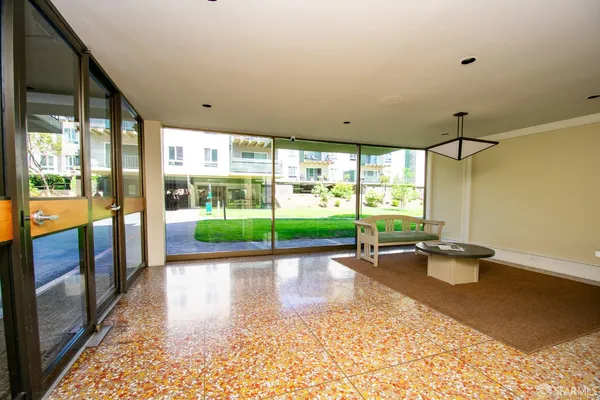 $2,850 | 816 North Delaware Street, Unit 402, San Mateo, CA 94401