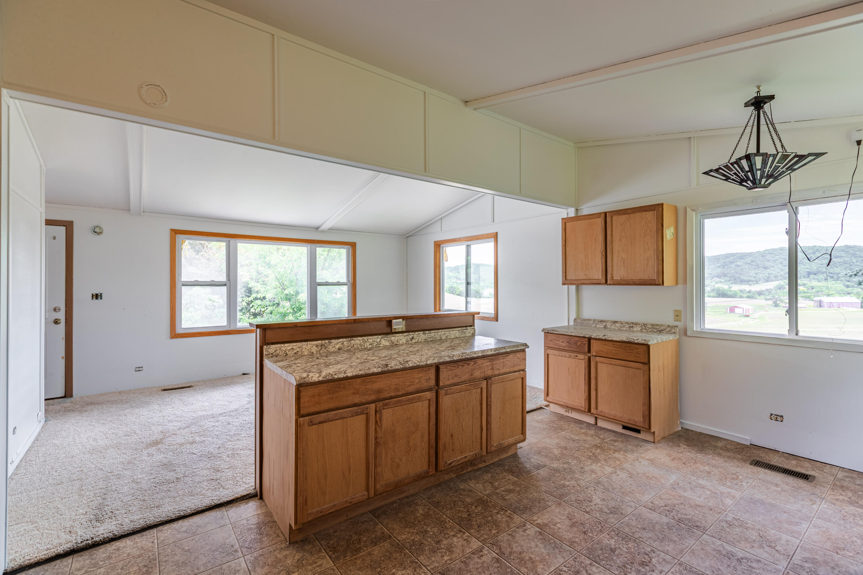 N1303 Leske Road Shelby, WI 54601 - Photo 9 of 28 C24I5497-HDR
