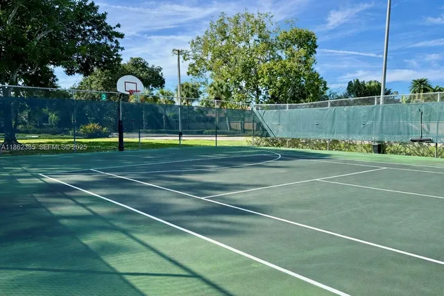 a view of a tennis court