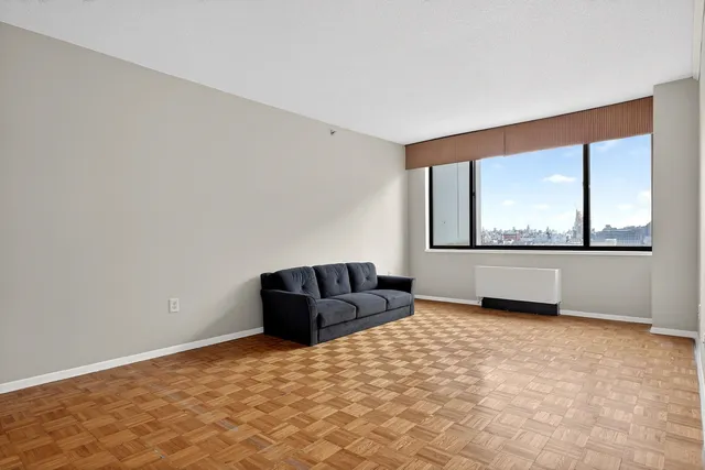 $2,900 | 45 River Drive South, Unit 1615, Jersey City, NJ 07310