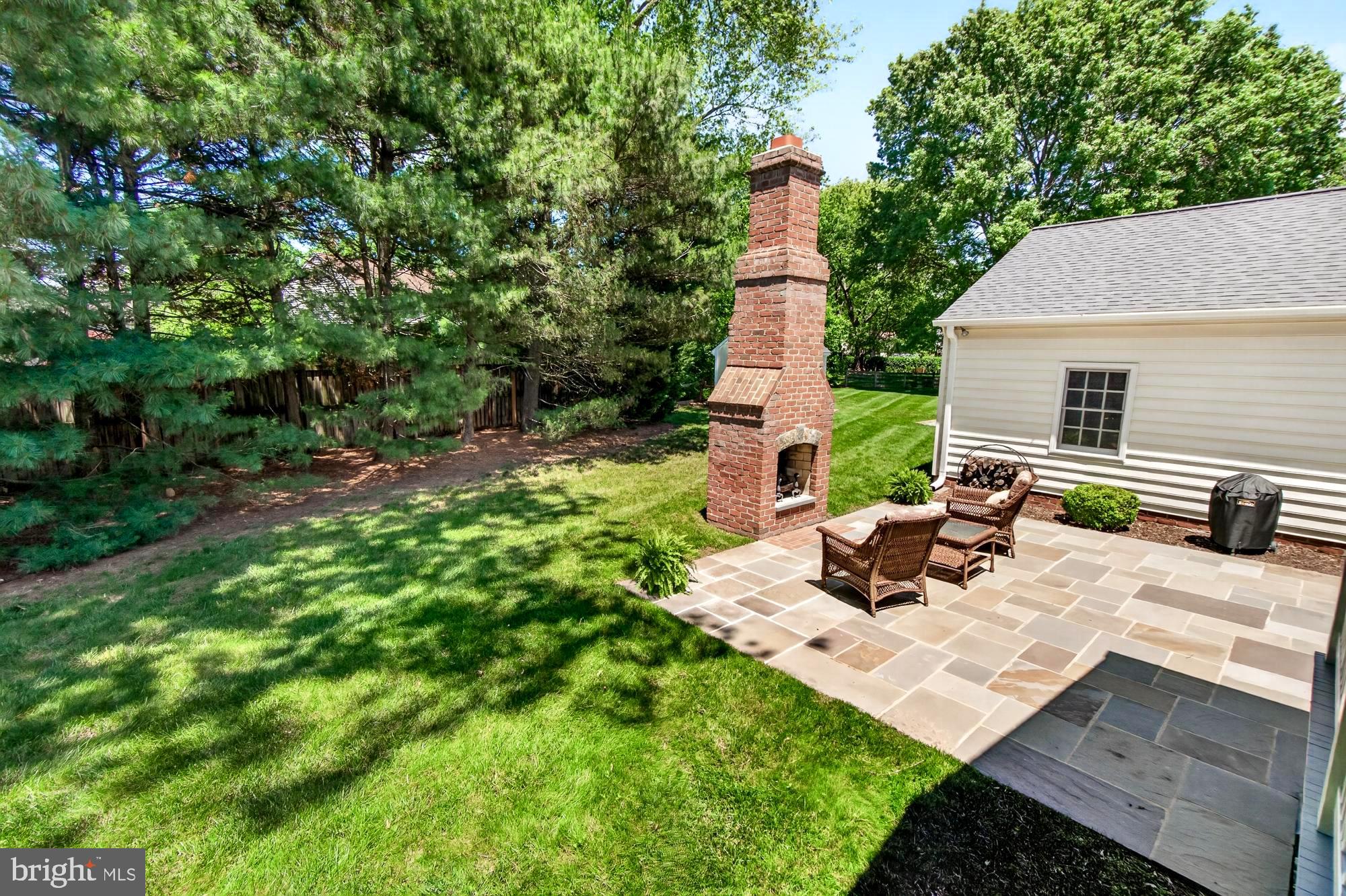 17212 Whites Road Poolesville, MD 20837 - Photo 15 of 104 Outdoor fireplace warmth