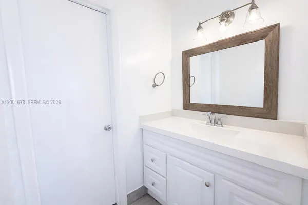 $4,500 | 1220 Southwest 78th Avenue, Miami, FL 33144