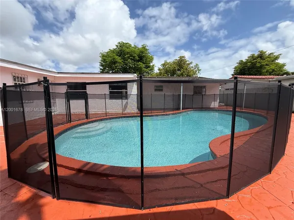 $4,500 | 1220 Southwest 78th Avenue, Miami, FL 33144