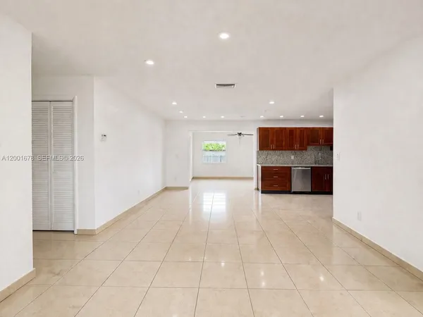 $4,500 | 1220 Southwest 78th Avenue, Miami, FL 33144