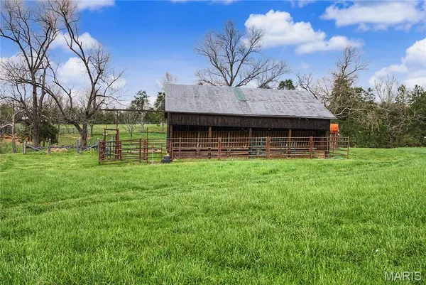 $1,100,000 | 23445 Highway 49, Black, MO 63625