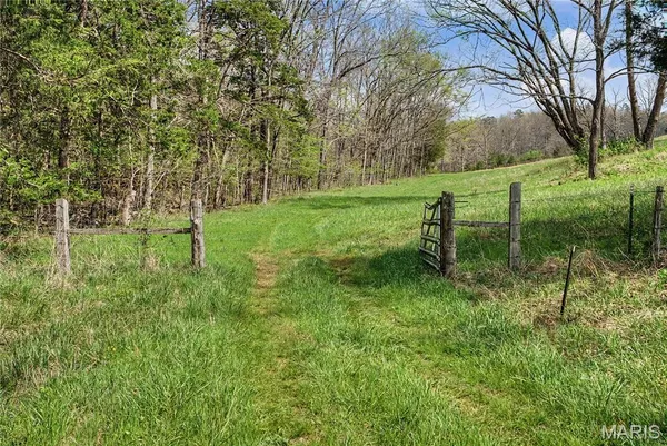 $1,100,000 | 23445 Highway 49, Black, MO 63625