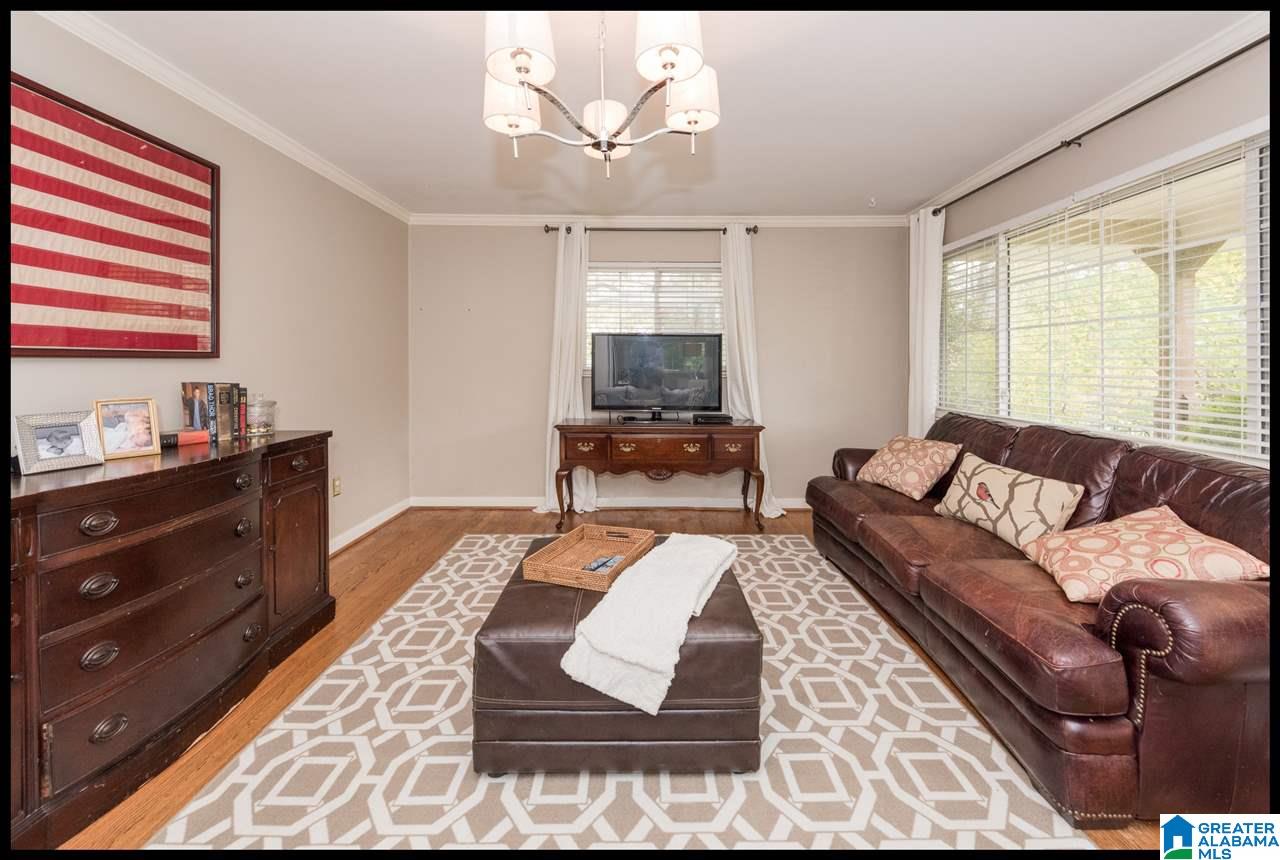 1032 Saulter Road Birmingham, AL 35209 - Photo 5 of 27