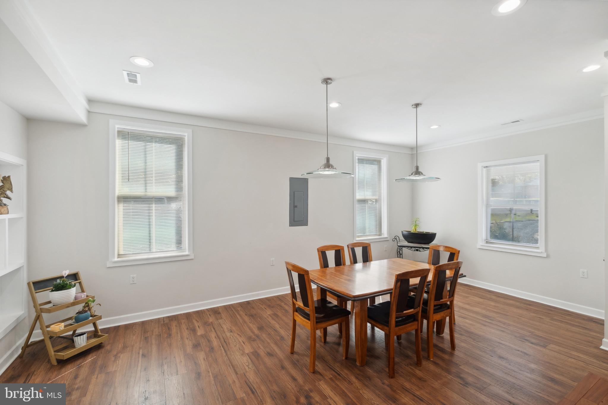 4717 Ravensworth Road Annandale, VA 22003 - Photo 11 of 41