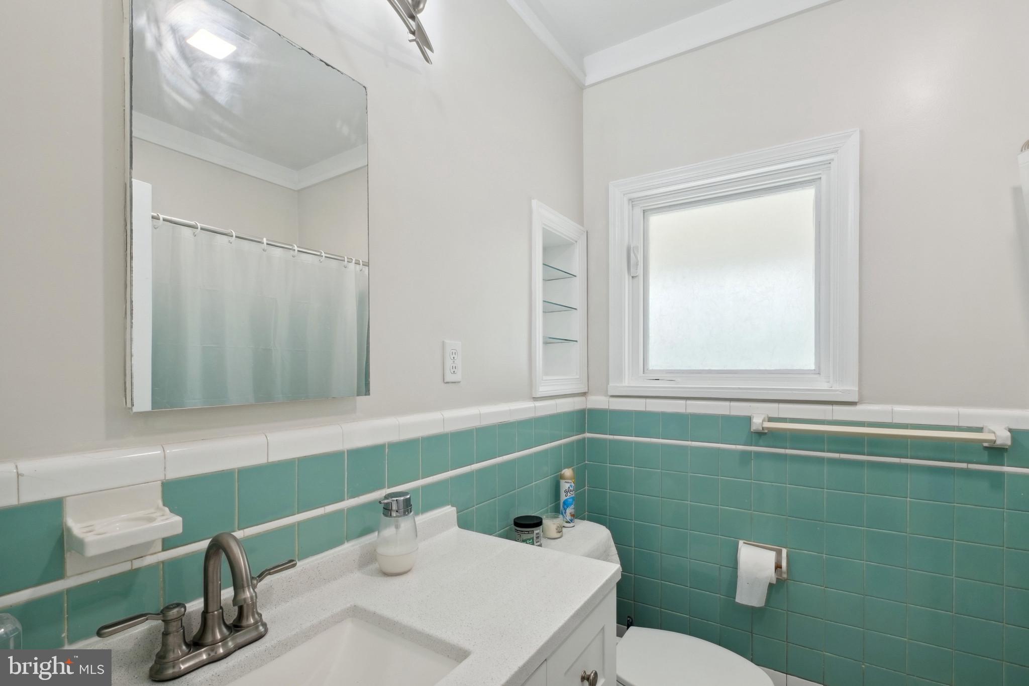 4717 Ravensworth Road Annandale, VA 22003 - Photo 16 of 41