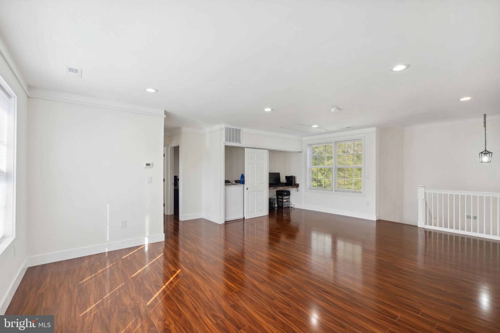 4717 Ravensworth Road Annandale, VA 22003 - Photo 23 of 41