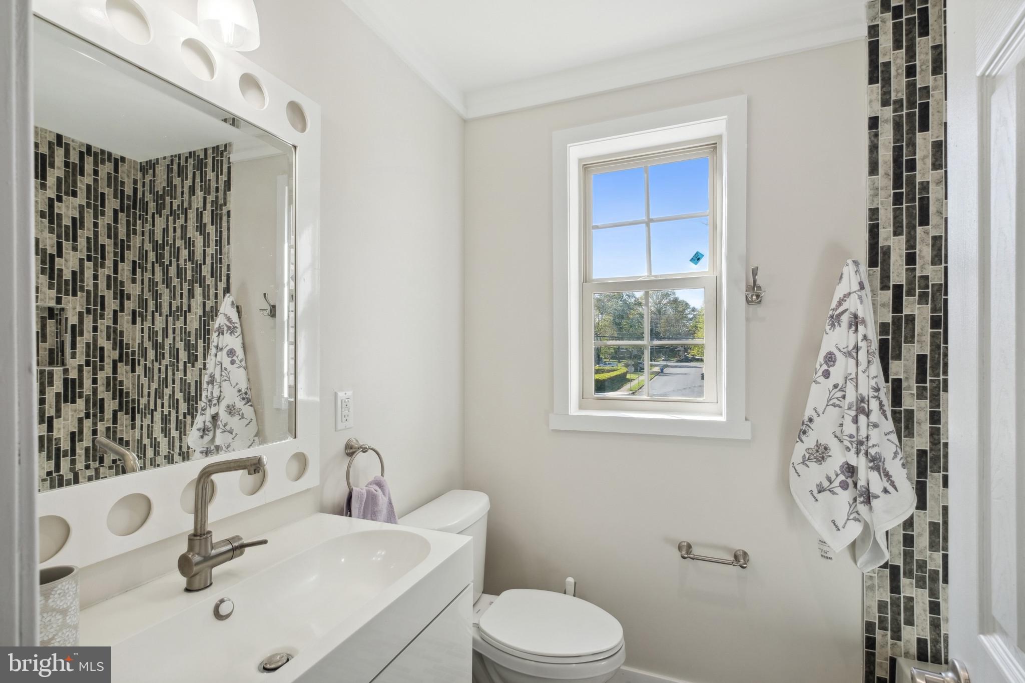 4717 Ravensworth Road Annandale, VA 22003 - Photo 24 of 41