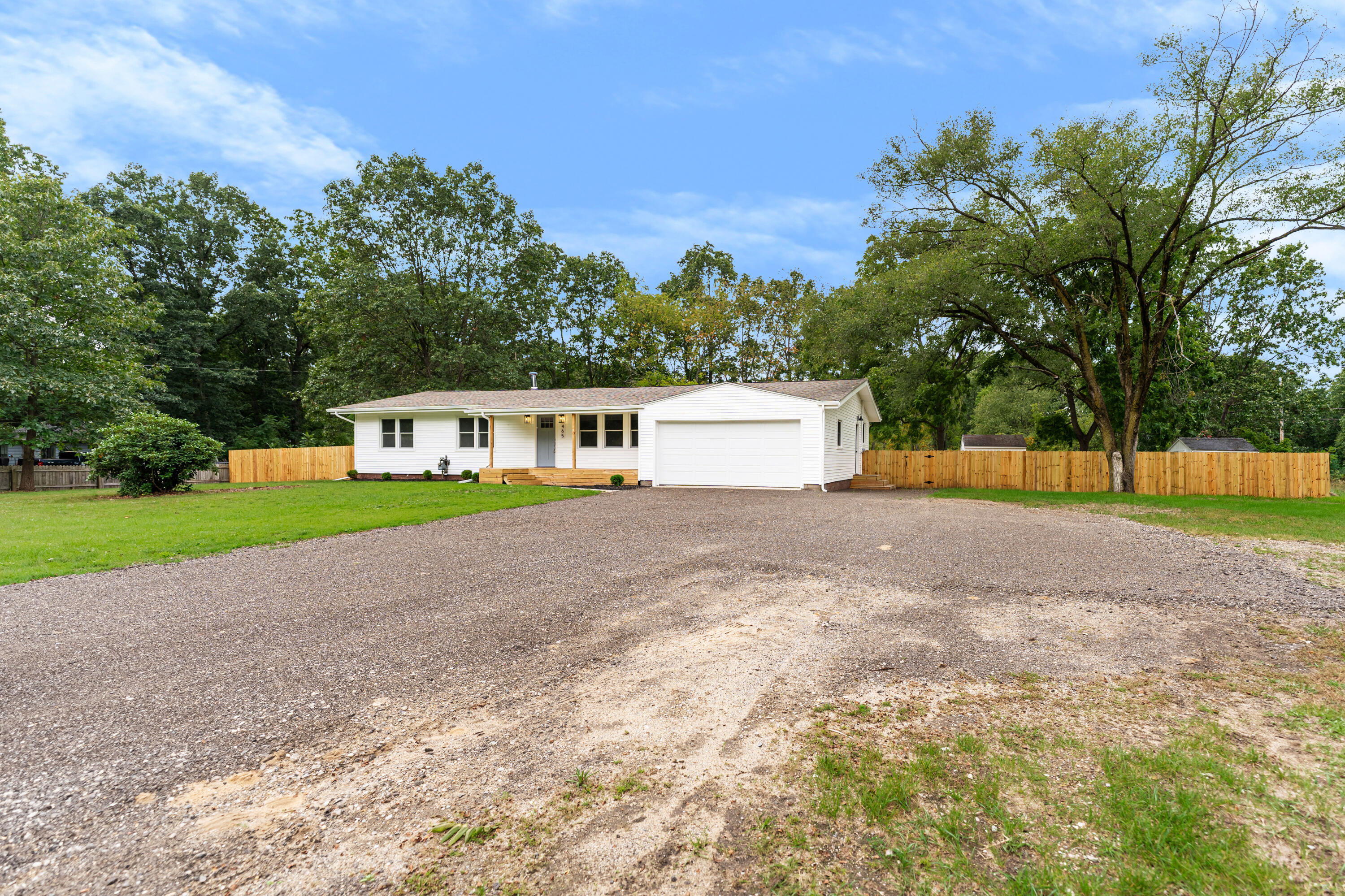 465 Carr Road Muskegon, MI 49442 - Photo 3 of 43 ELY02686