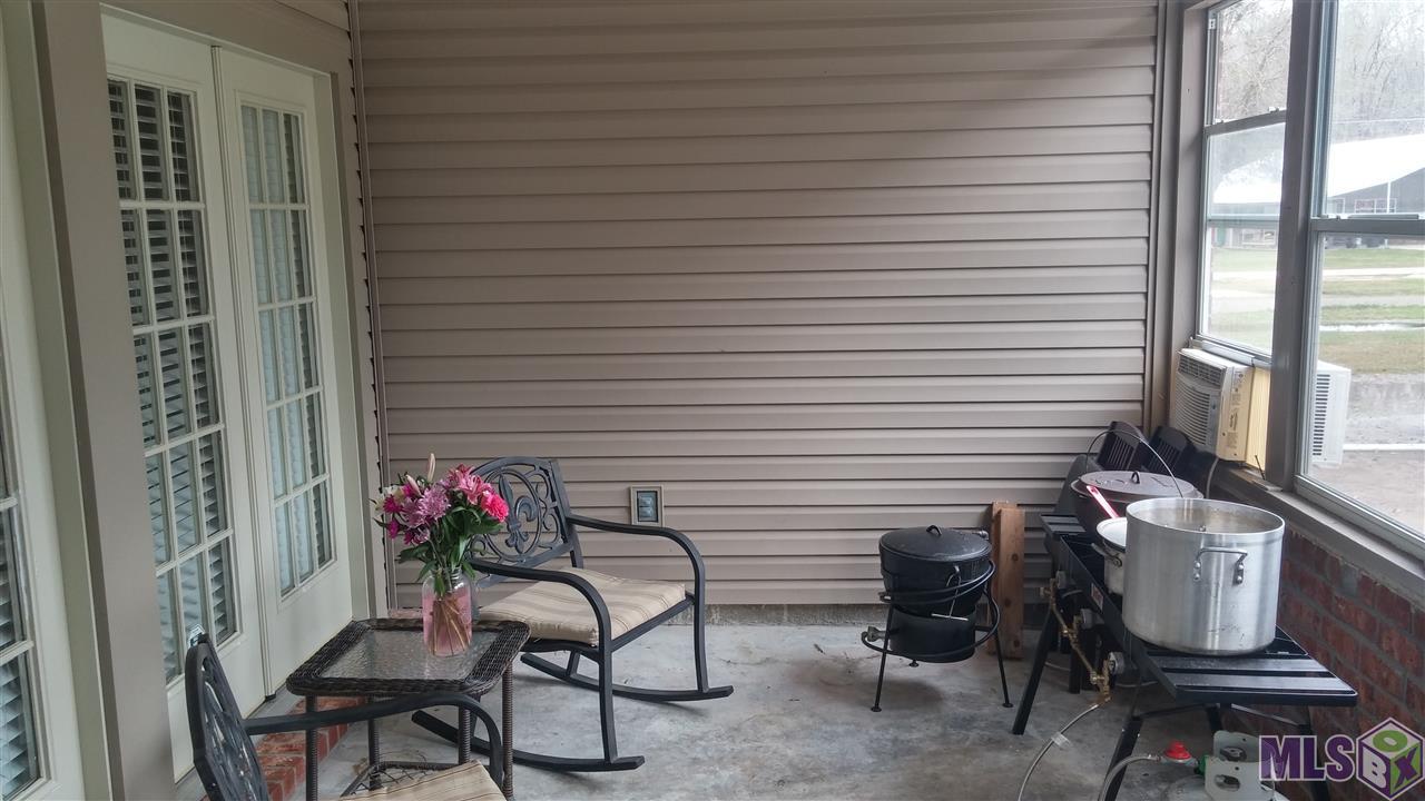 9118 Pertuis Road St. Amant, LA 70774 - Photo 12 of 15 Gallery Image 12
