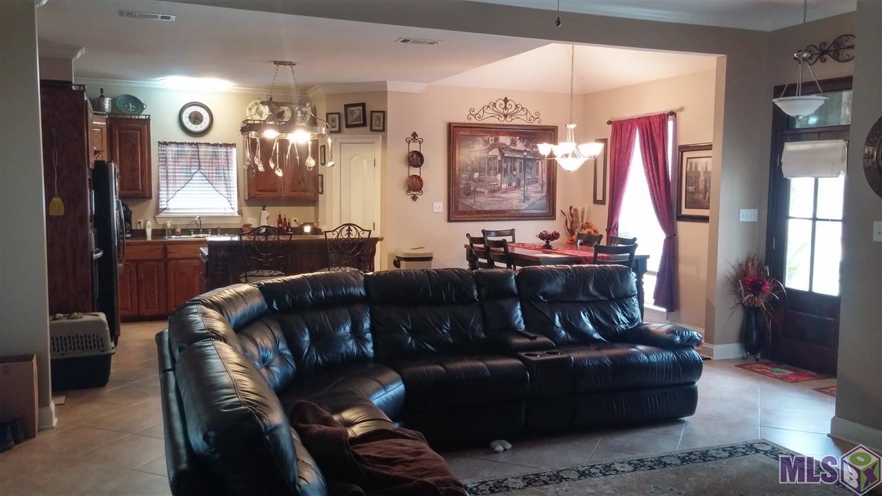 9118 Pertuis Road St. Amant, LA 70774 - Photo 4 of 15 Gallery Image 4