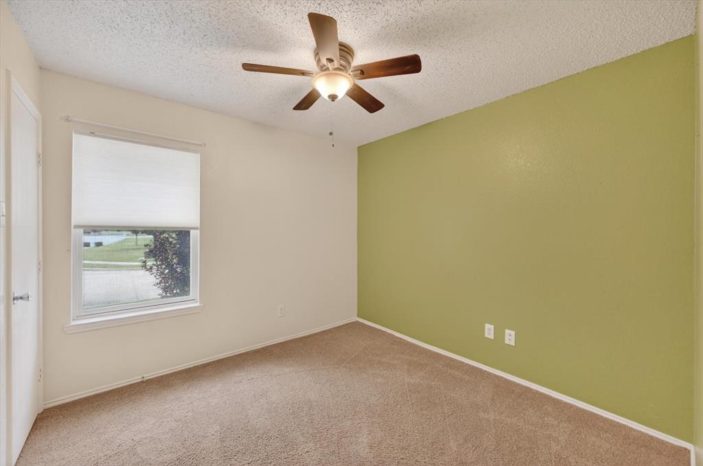 1001 Ridge Top Drive Burleson, TX 76028 - Photo 18 of 37