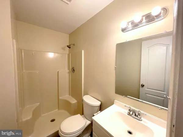 $1,495 | 21632 Great Mills Road, Unit 6, Lexington Park, MD 20653