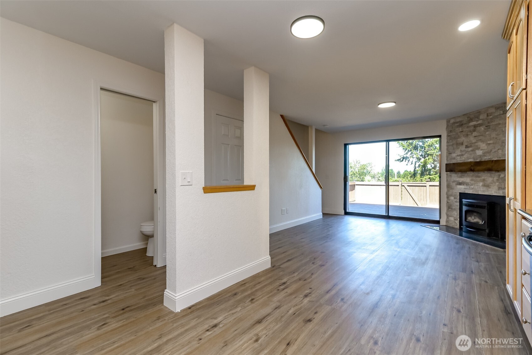 25014 Lake Fenwick Road, Unit 28 Kent, WA 98032 - Photo 14 of 35