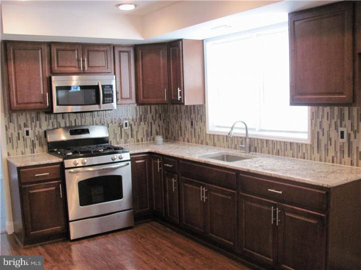 10815 Proctor Road Philadelphia, PA 19116 - Photo 9 of 22 Kitchen