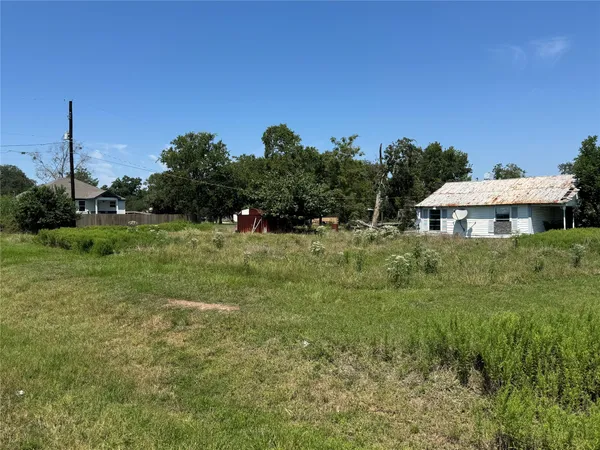 $49,900 | 1035 21st Street, Hempstead, TX 77445