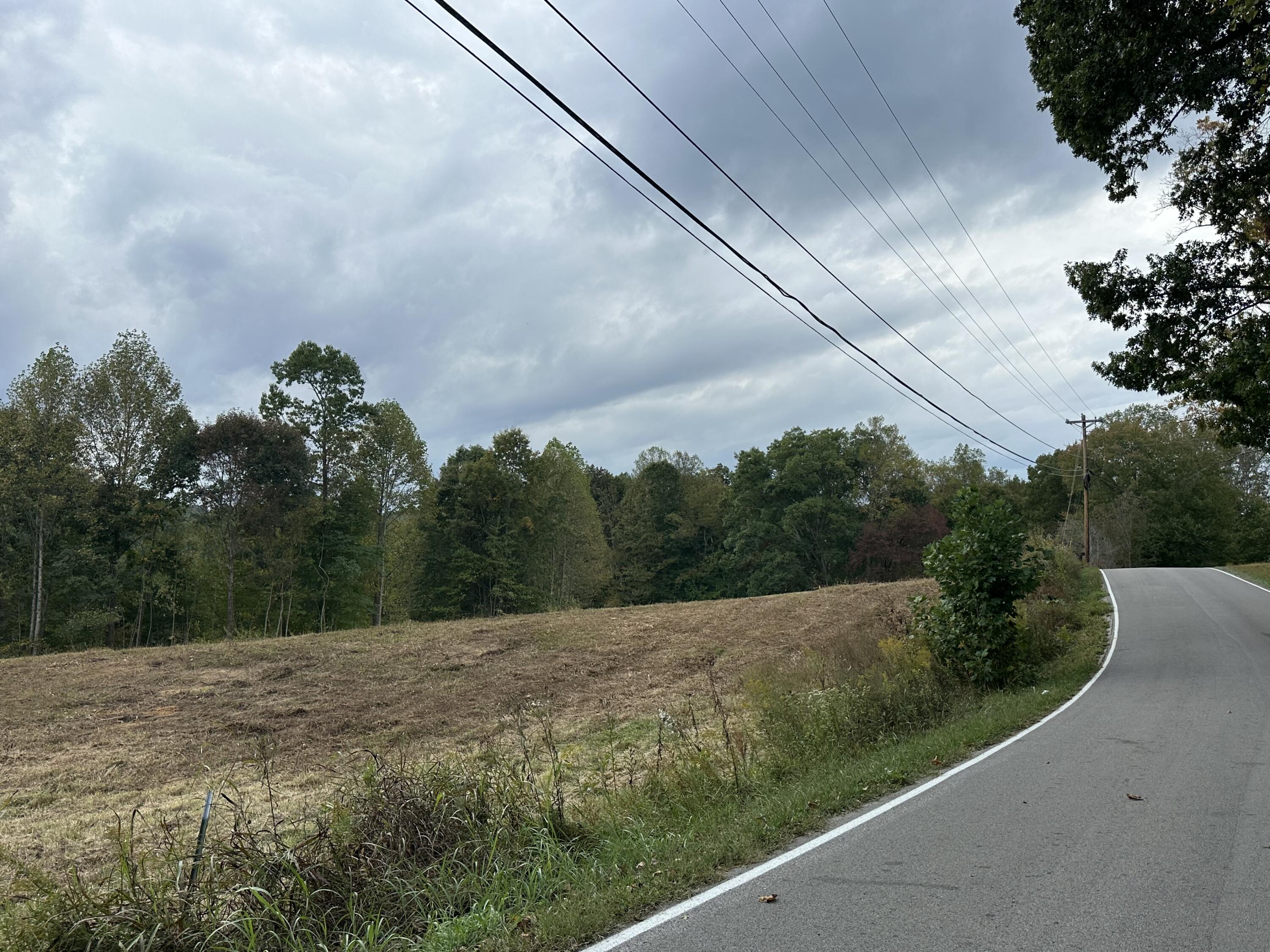 1073 Old Way Road London, KY 40741 - Photo 23 of 35 BLACK TOP ROAD FRONTAGE