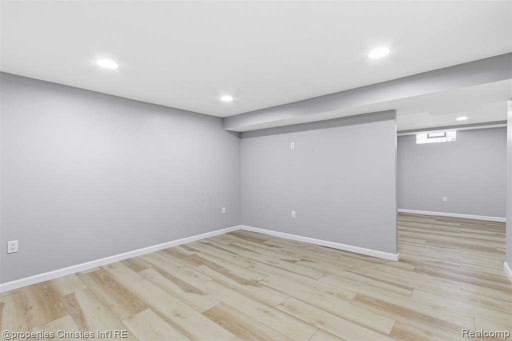 2155 Devonshire Road Bloomfield Hills, MI 48302 - Photo 23 of 29 Gallery Image 23