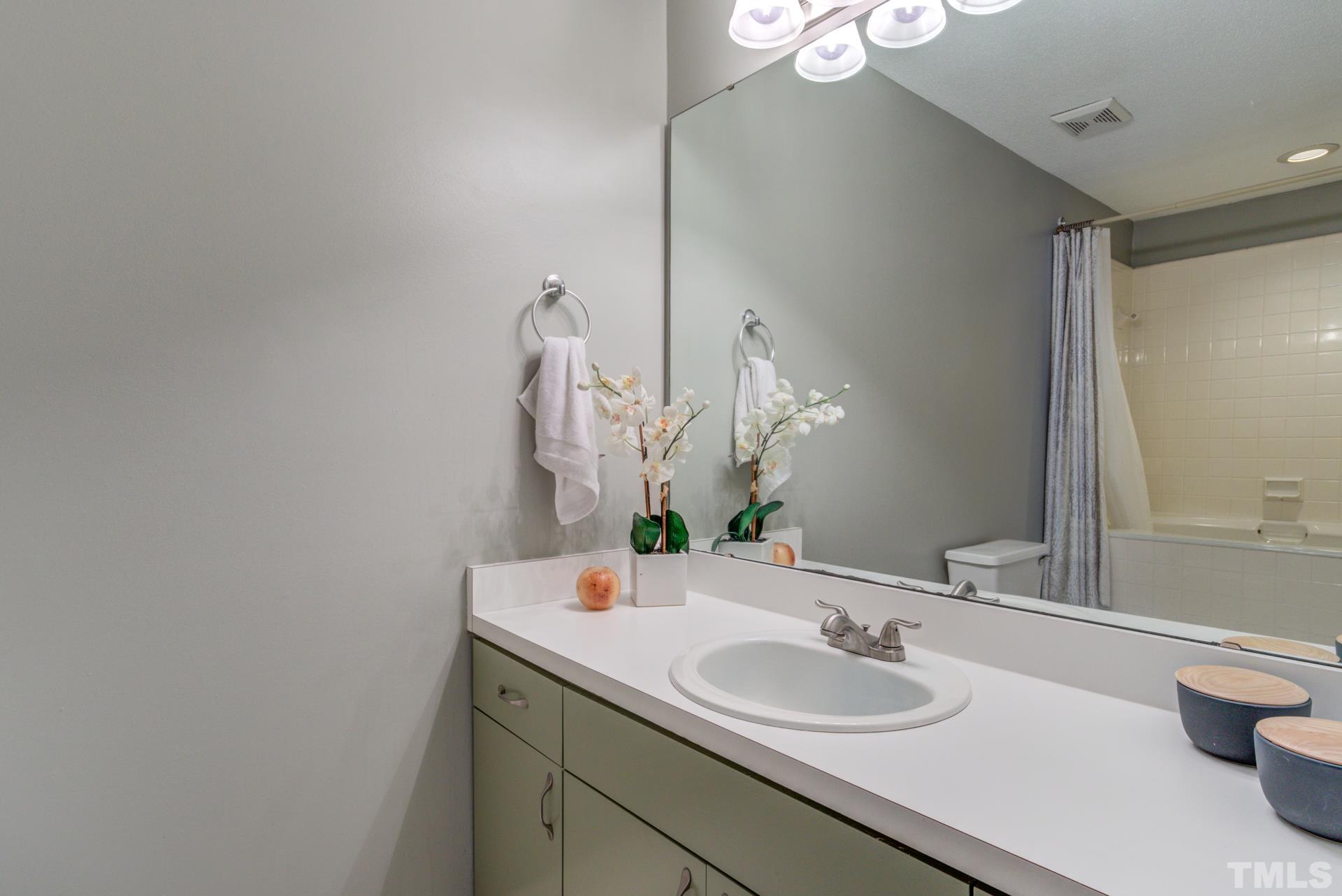 1424 Quarter Point Raleigh, NC 27615 - Photo 18 of 25