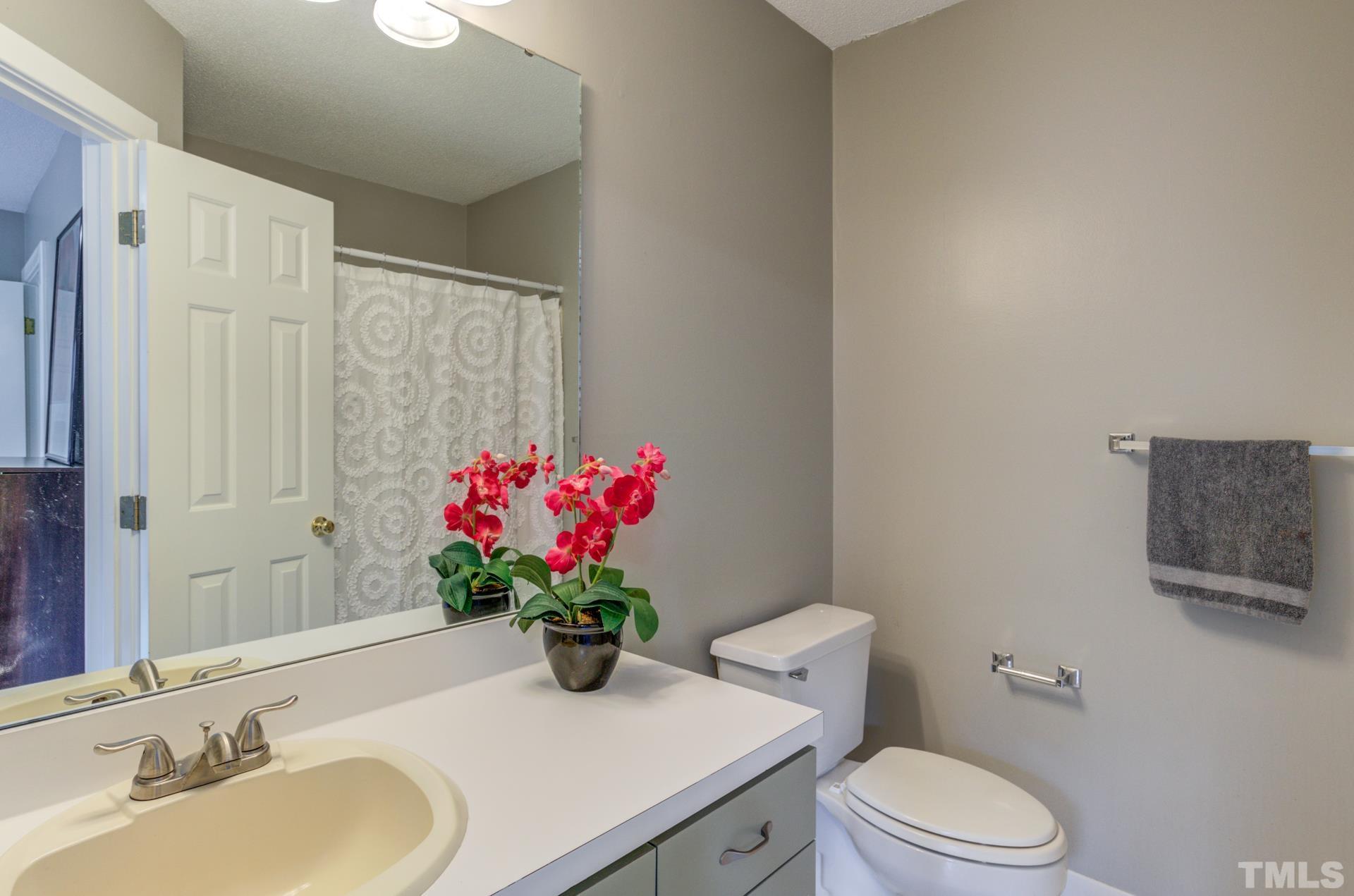 1424 Quarter Point Raleigh, NC 27615 - Photo 23 of 25