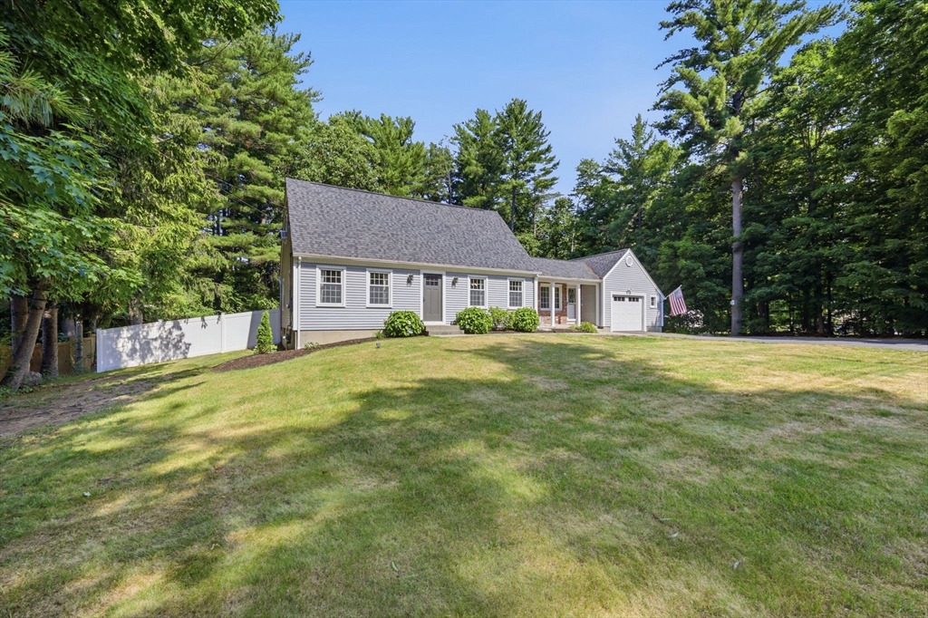 175 Pontoosic Road Westfield, MA 01085 - Photo 4 of 38