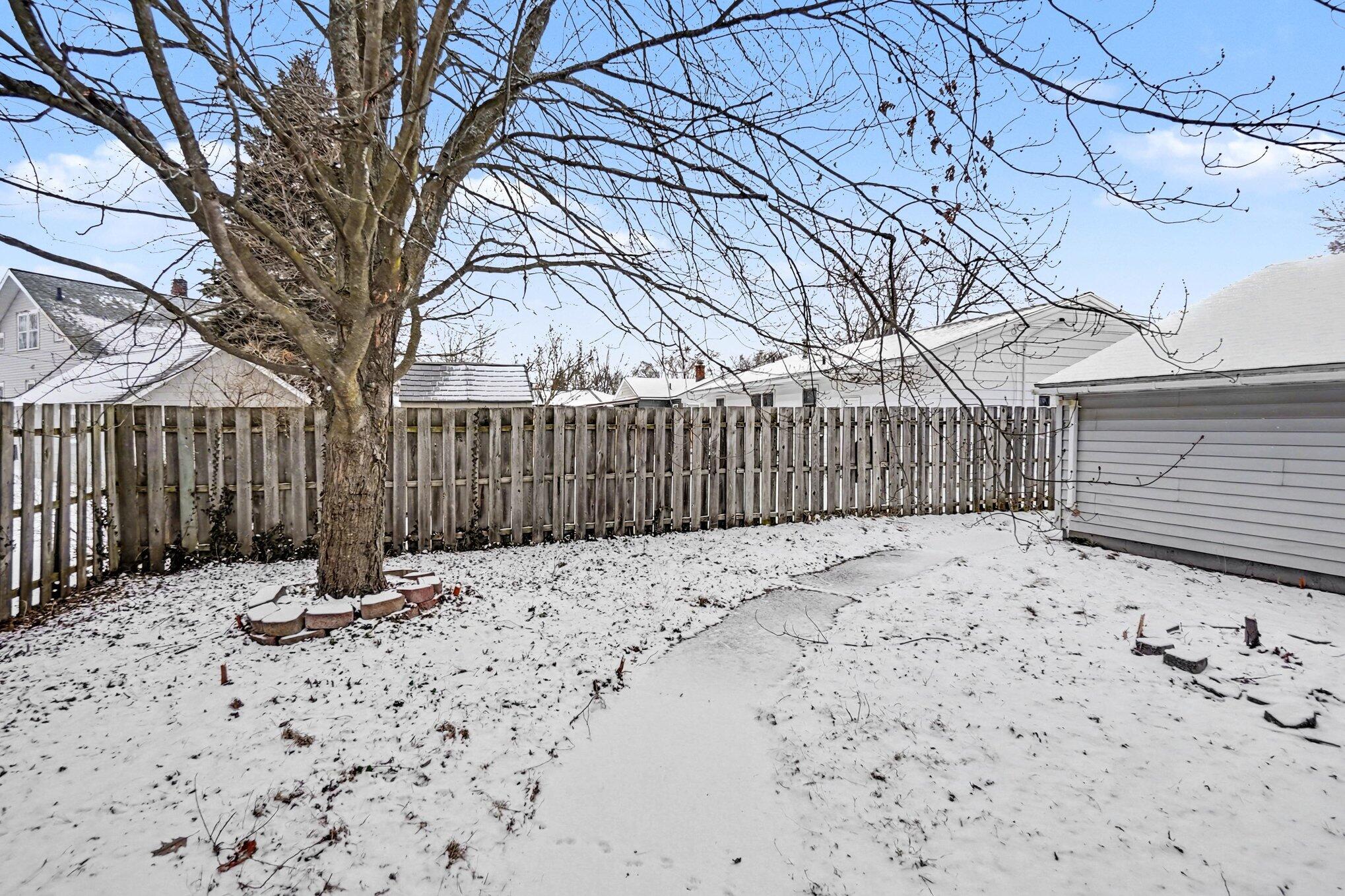 2967 Maple Grove Road Muskegon, MI 49441 - Photo 24 of 27 026_file_9146