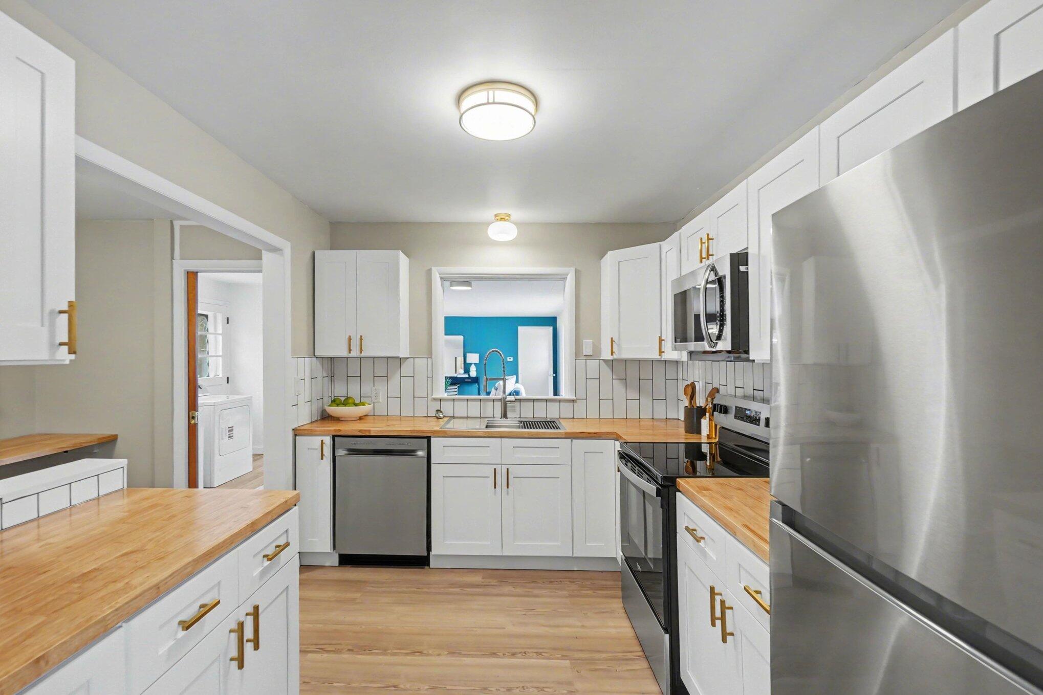 2967 Maple Grove Road Muskegon, MI 49441 - Photo 8 of 27 009_file_3087