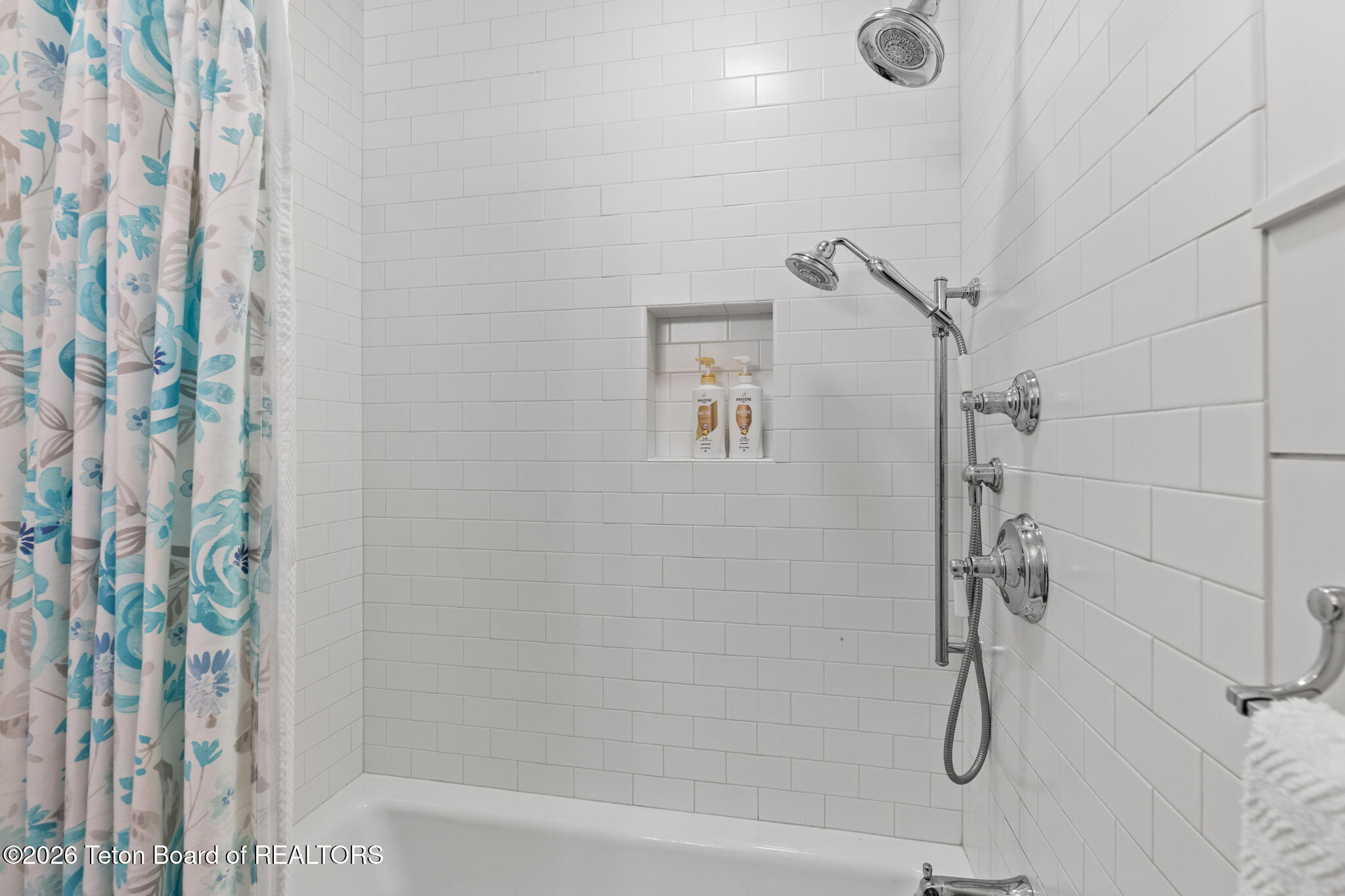 3650 North Meadow Road Jackson, WY 83001 - Photo 35 of 66 Bathroom