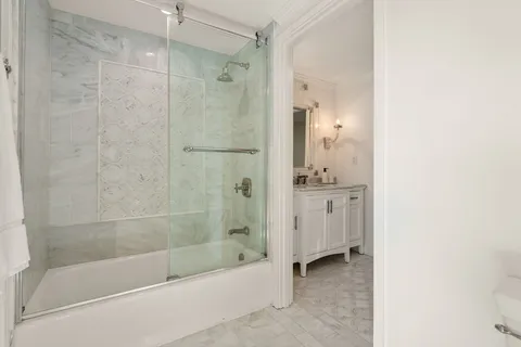 $829,000 | 11 Oak Street, Unit 45, Wellesley, MA 02482