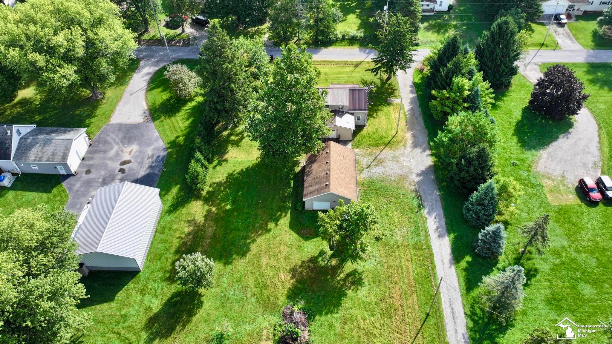 9457 Perry Road Erie, MI 48133 - Photo 12 of 37 Gallery Image 12