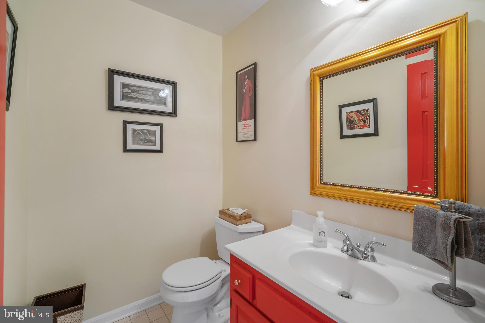 309 Opera Court Silver Spring, MD 20901 - Photo 21 of 49 Powder Room